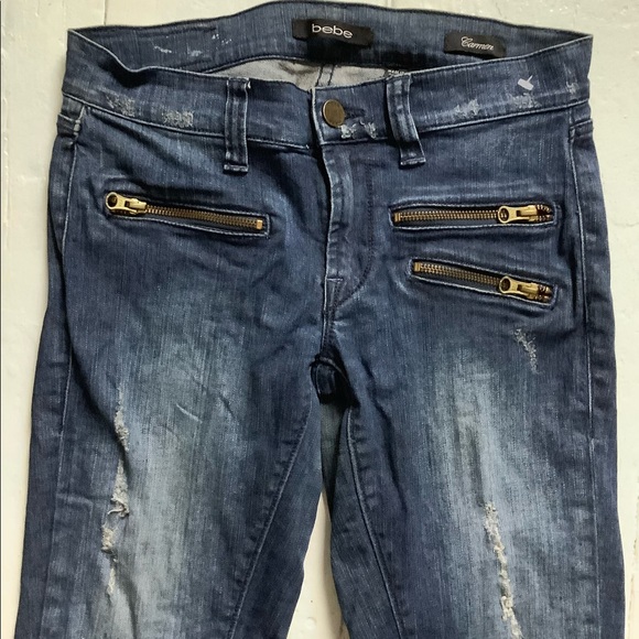 5/$25⭐️Bebe carmen Jean jegging 27 destroyed - Picture 2 of 7